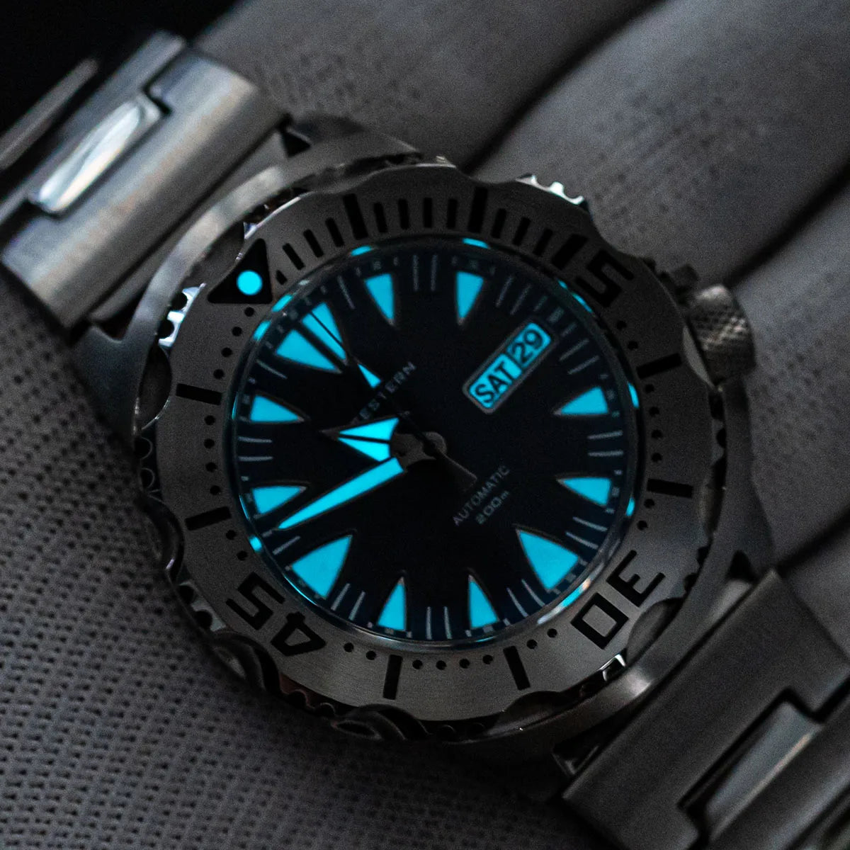Free Ship Latest Design SEESTERN Sapphire Glass Monster Sport Diver Mechanical Automatic Nh35 20atm Luminous Men Watch for Sale
