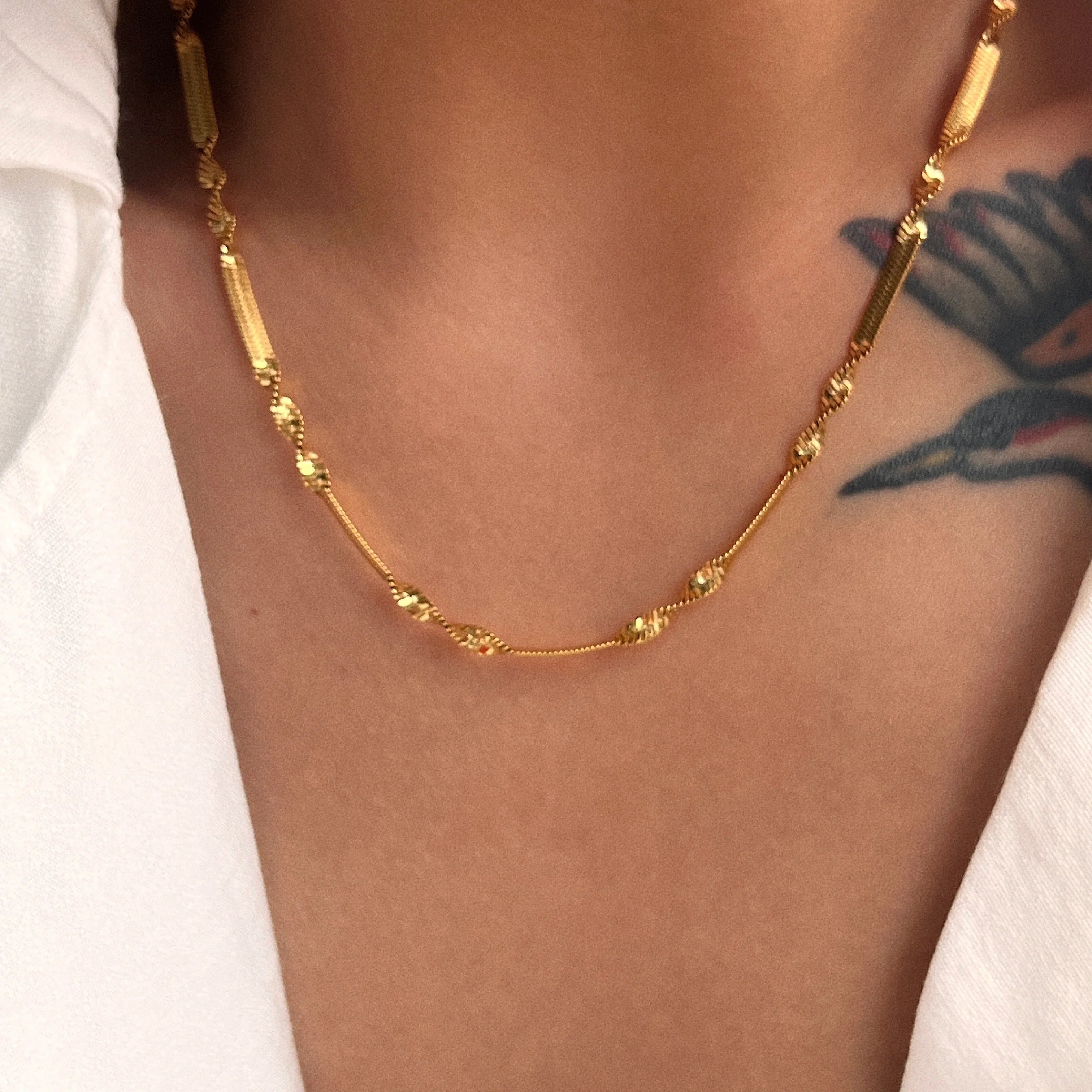 2025 Dazan New Summer Ins 18k Gold Plated Tarnish Free Stainless Steel Twisted Pattern Blade Chains Necklace for Women
