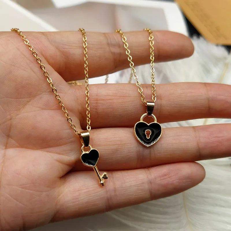 2 Pcs/Sets Fashion Statement Couple Necklace for Women Key Lock Pendant Link Chain Fashion Jewelry Heart Necklace