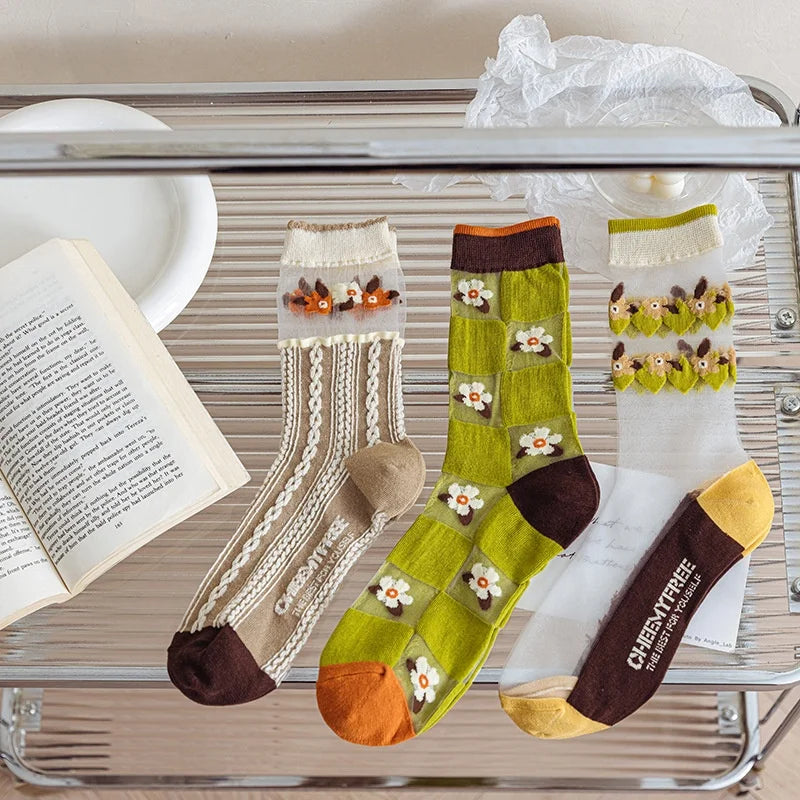 Wholesale Vintage Floral Pattern Thin Socks Spring Summer Flower Sheer Crew Socks for Women
