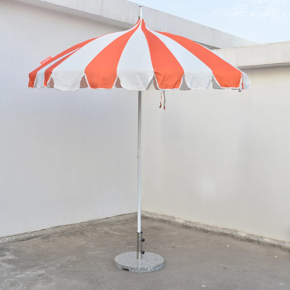 Customized OEM LOGO Design Luxury Vintage Pagoda Patio Umbrella Large Parasol Beach Umbrellas With Tassels