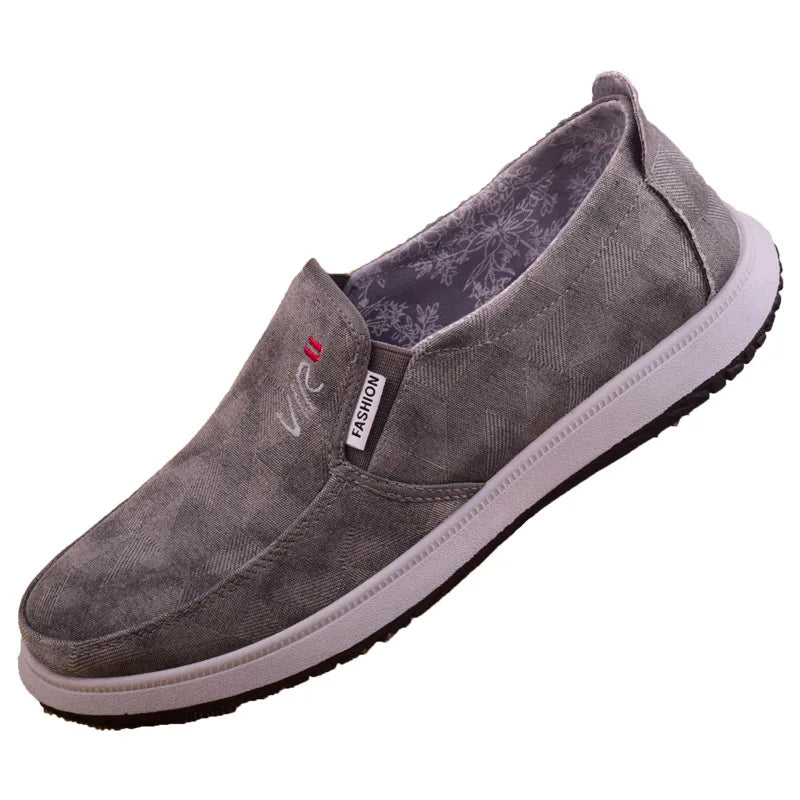 China Manufacturers Real Original Breathable slip on Lighted Lazy Men Casual Cloth Shoes