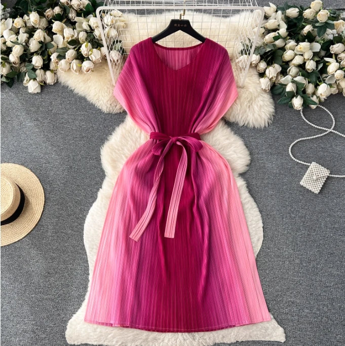 Pleated Dress V-neck Short-sleeve Mid-length Popular Gradient Loose Large Size Can Be Strapped Waist Slim Dress
