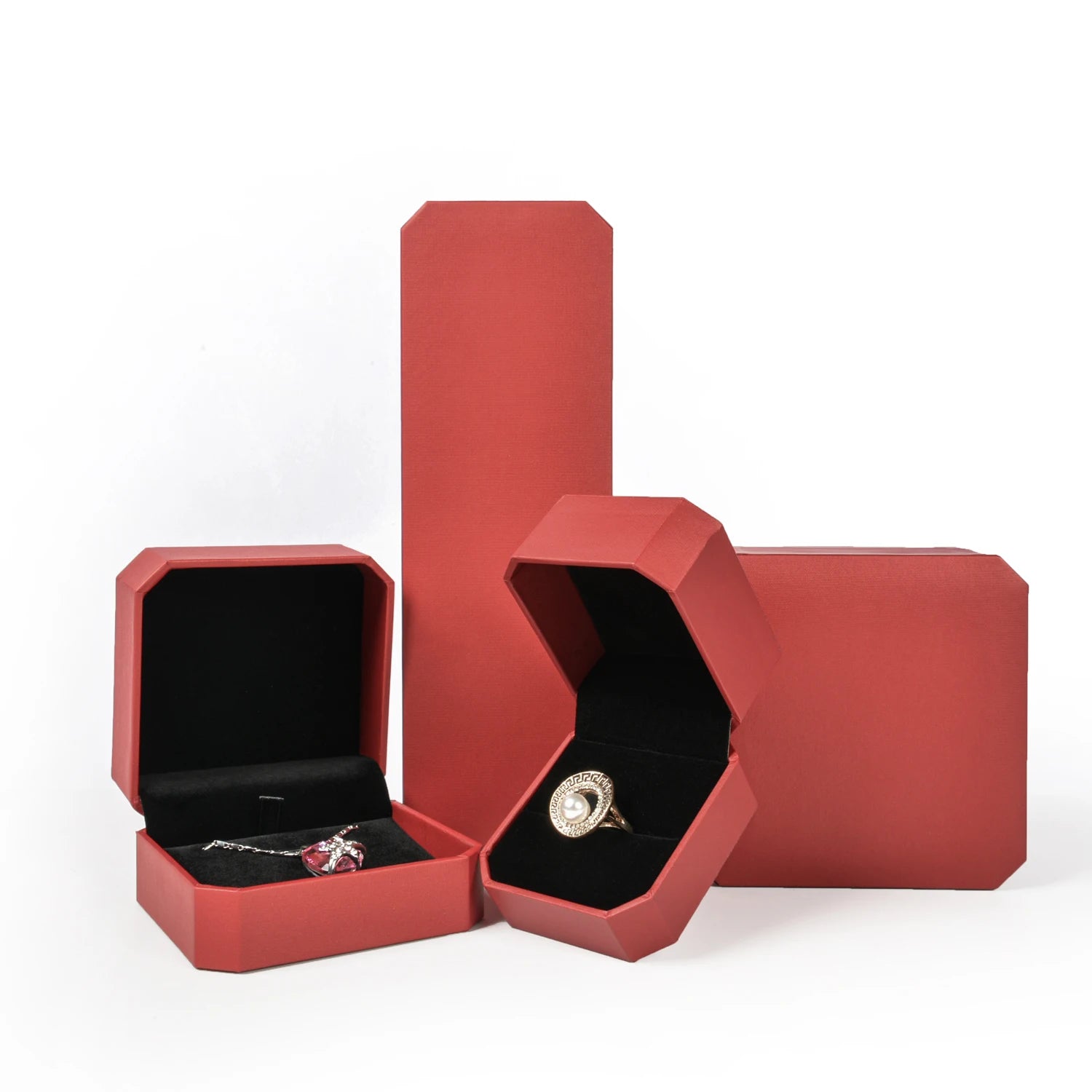 Black Vintage Leather Jewelry Box Luxurious Paper Hot Stamped Bracelet Earring Necklace and Ring Packaging for Gifting