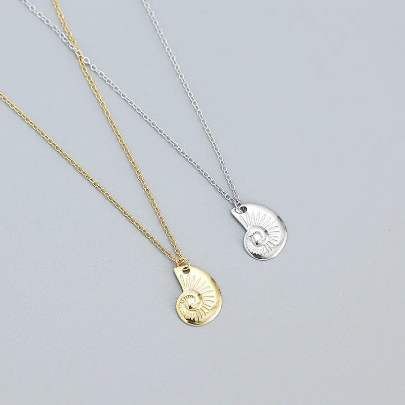 Fashion Jewelry 925 Sterling Silver Clavicle Necklace for Women 18K Gold Plated Luxury Conch Pendant Necklace Jewelry Wholesale