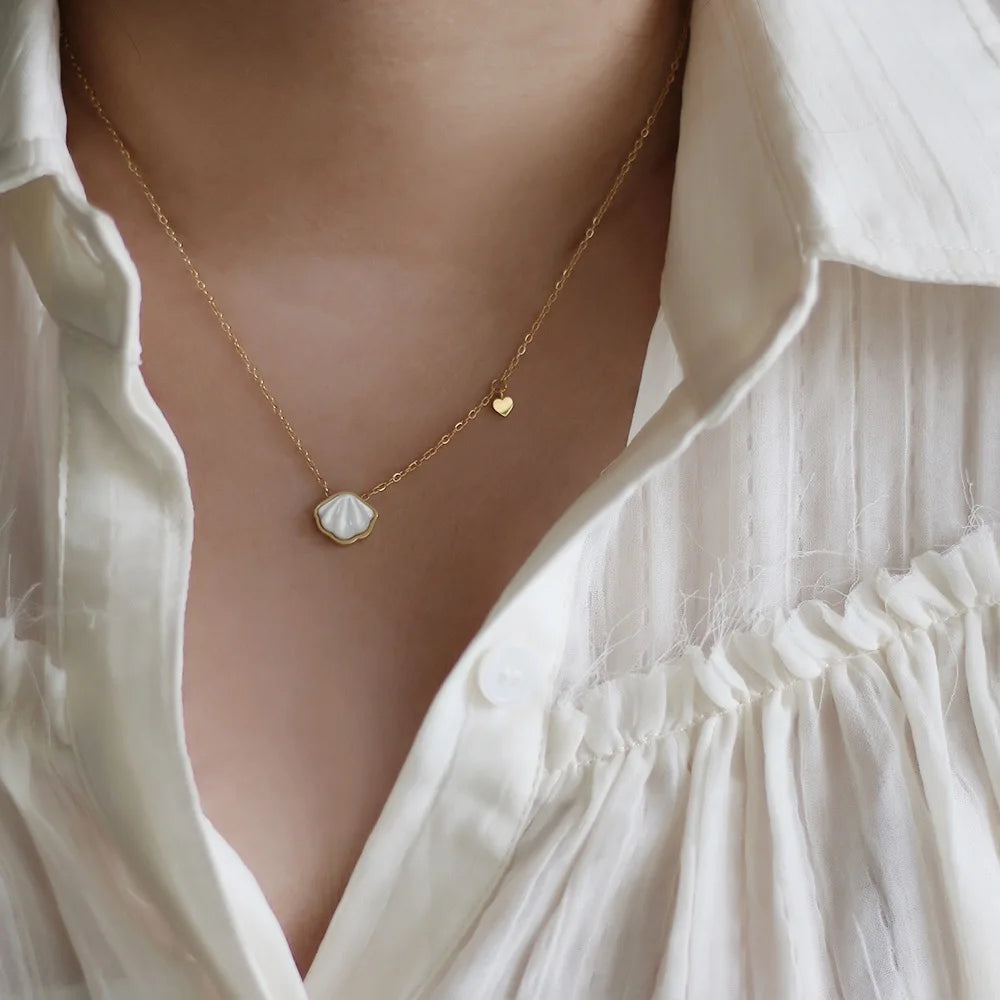 Joolim Classic Endless Chic 18K Gold Plated  Dainty Elegant Heart Shell Pendant Stainless Steel Necklace Fashion Jewelry