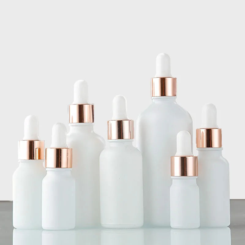 Hot Sale 30ml 50ml 100ml Matte White Essential Oil Glass Bottle with Matching Dropper 15ml 20ml Cosmetic Packaging Glass Bottle