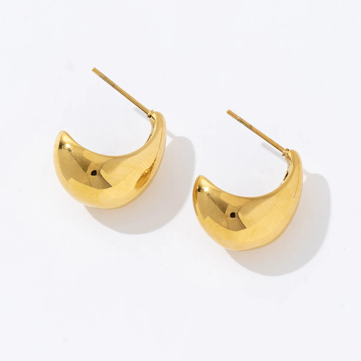 Women Daily Metal Jewelry Hot Sale 316L Stainless Steel Ear Studs PVD 18K Gold Plated Waterproof Stud Earrings