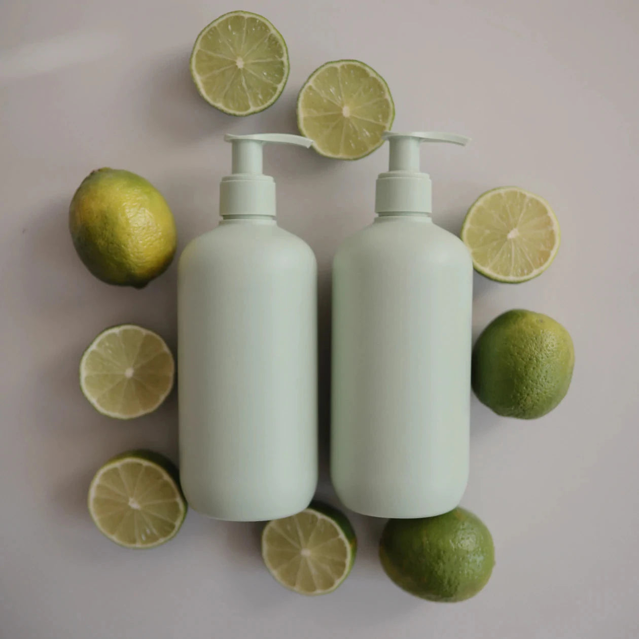 Eco-friendly Biodegradable HDPE Cosmetic Packaging Empty Bottles with Silk Screen Printing Pump Sprayer 200ml/260ml/400ml/500ml