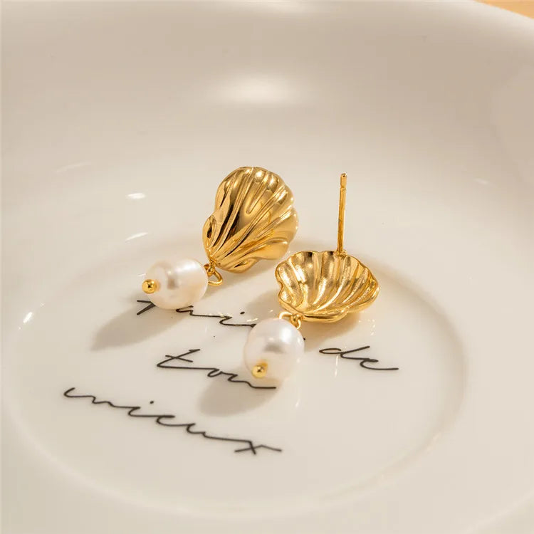 SP High Quality Stainless Steel 18K Gold Plated Shell Baroque Gold Pearl Fresh Water Pearl Stud Earrings for Women