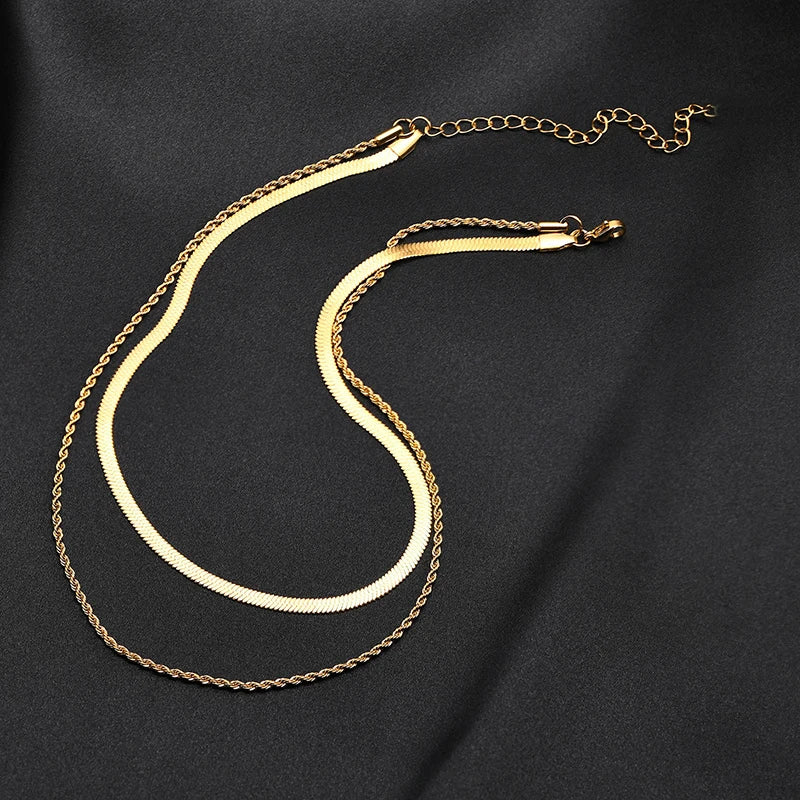 Non Tarnish Double Layered Gold Chain Necklace Fashion 18K Gold Herringbone Chain and Rope Chain Layered Necklace for Women