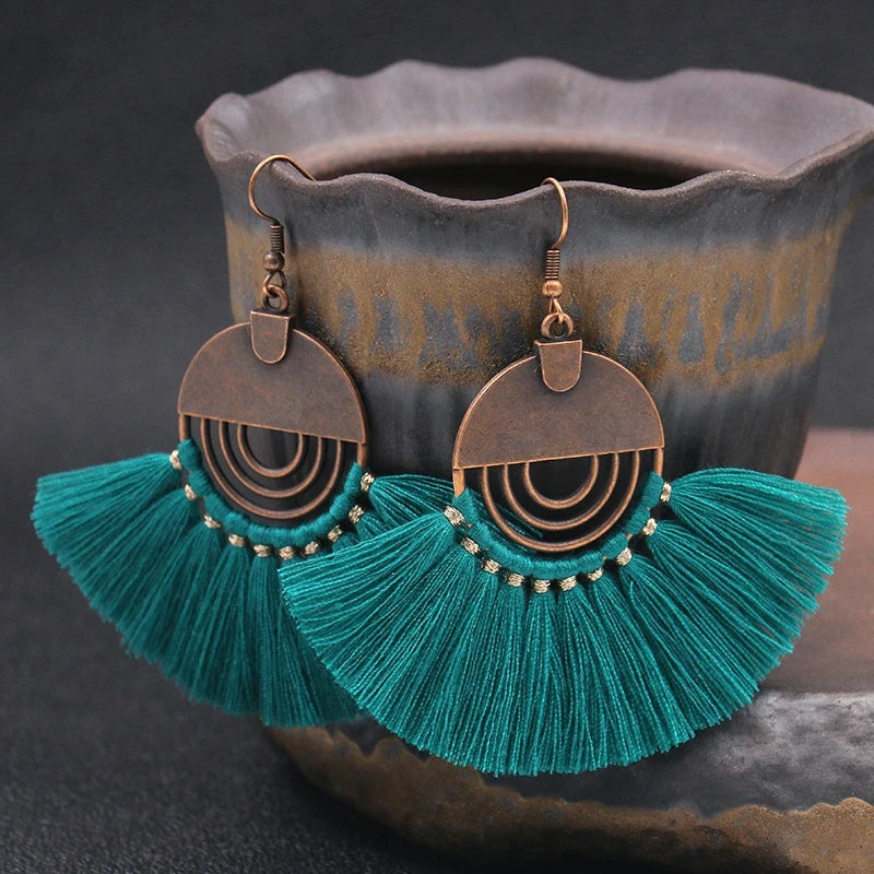 Vintage Boho Style Blue Beige Pink Brown Cotton Thread Big Fan Shaped Fringe Tassel Earring Jewelry for Women Ladies