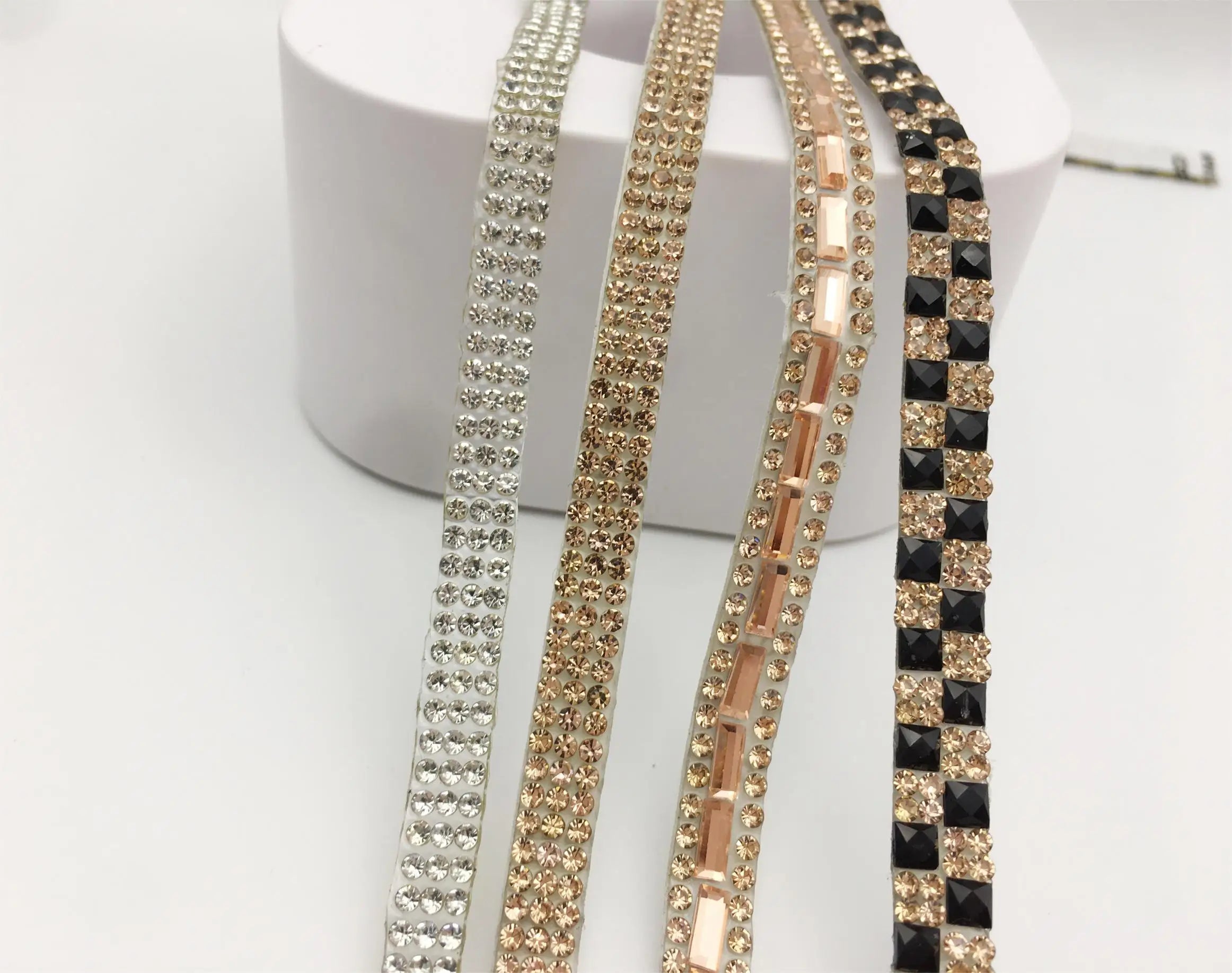 SINRONG Self-adhesive Rhinestones Rhinestonesrhinestones for Shoe Diamond Ribbon Trim Sheet for Crafts Decoration