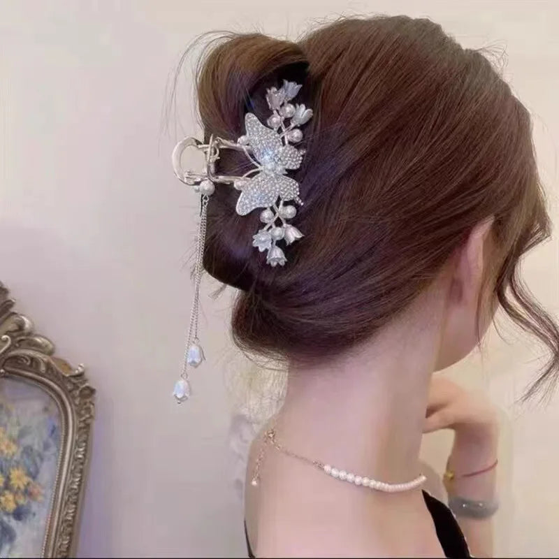 New Hair Claw Hair Clips Fashion Flower Pearl Butterfly Tassel Hairpin Grab Large Shark Clip Headdress Hair Accessories Women