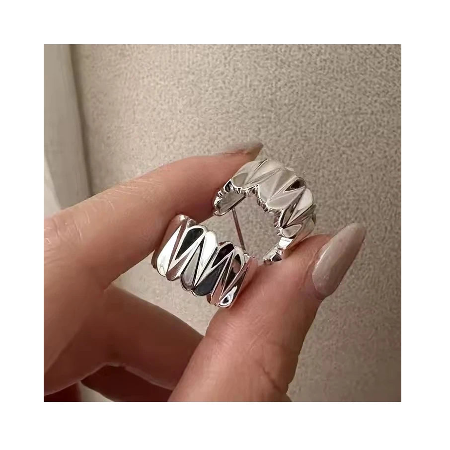 Retro Geometric 925 Sterling Silver Refracting Surface Wide Shape Stud Earrings Women Fine Jewelry Gifts