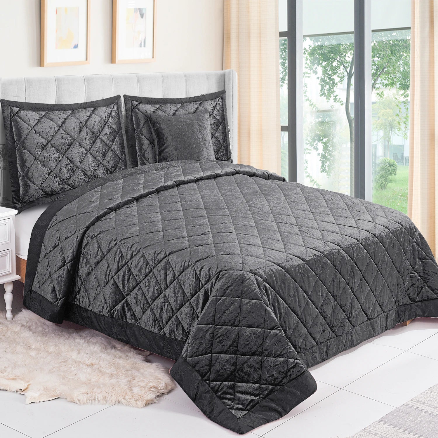 Modern Soft Warm and Comfortable Quilted Microfiber Solid Color Brushed 3 PCS OEKO-TEX Certified Bedding Set