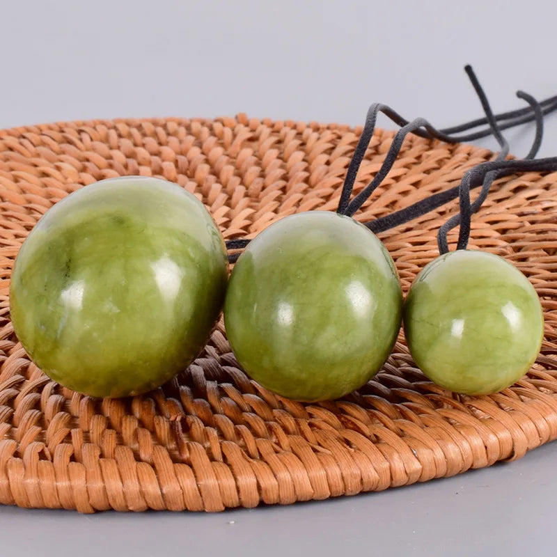 Huiying Wholesale Natural Xiuyan Jade Crystal Eggs Nephrite Jade Yoni Eggs Set Crystal Quartz Eggs for Women