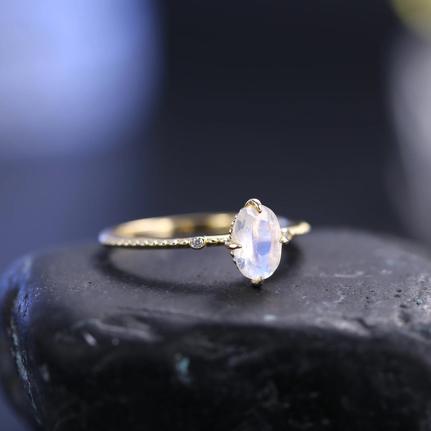 OL0907 Rainbow Moonstone Gems Jewelry Suppliers Dropshipping 925 Sterling Silver Unique Design Female Moonstone Ring