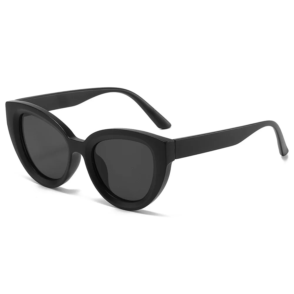 Wholesale Custom logo Street Photography Travel Yellow Lens Jelly pink Frame Shades Uv400 Simple Large Frame Cat Eye Sunglasses