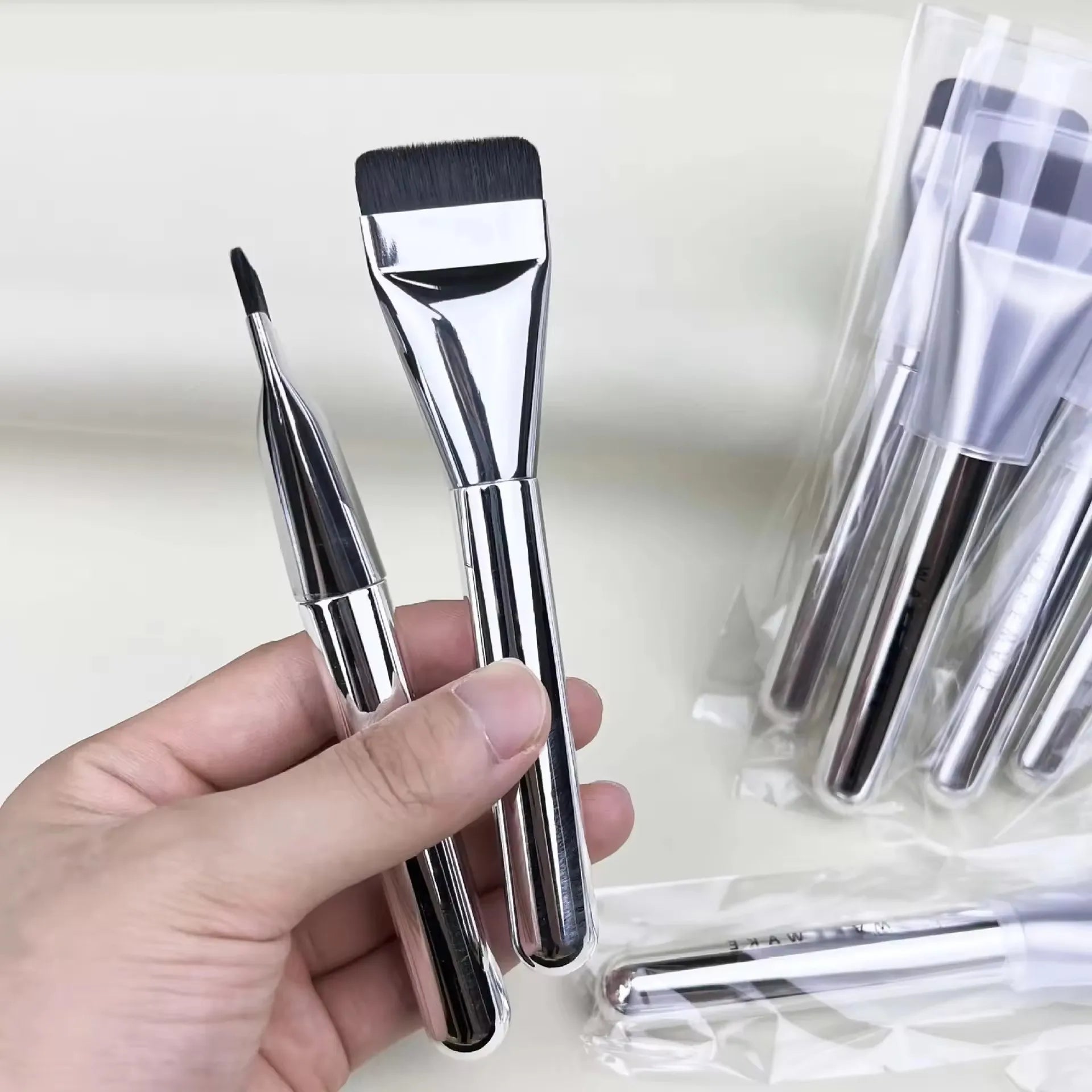 Trending Products  Makeup Brush Tools High-end ultra Fine Thin Flat Liquid Foundation Brush