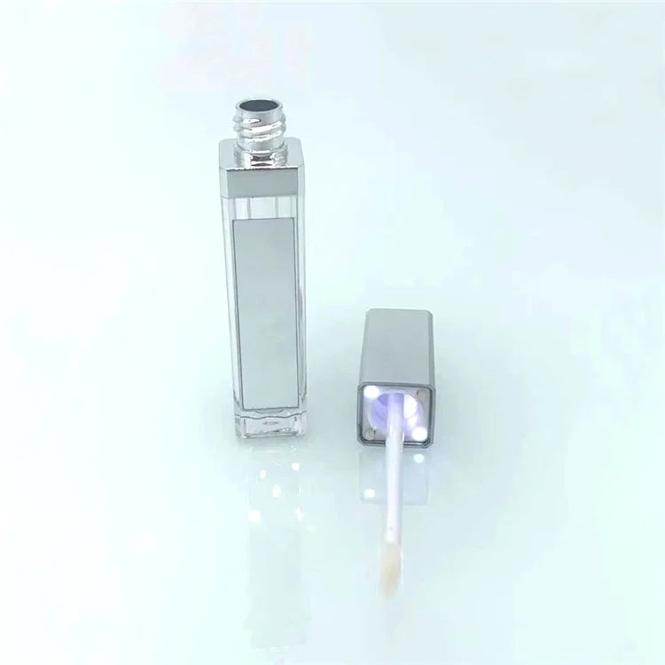 Luxury High-end with LED Lights Silver LipGloss Containers Wand Tube Cosmetic Packaging Clear Lip Gloss Lip Tint Tubes