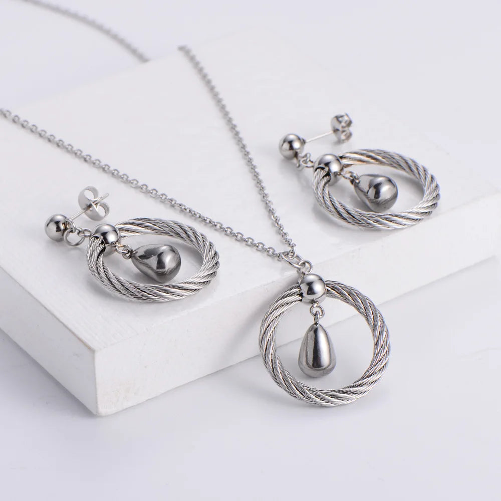 Hot Sale Stainless Steel Silver Round Shape Water Drop Pendant Women Jewelry Set