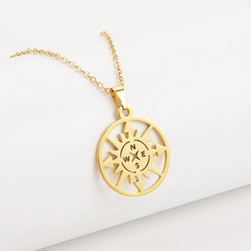 Fashion 18K Gold Plated Compass Pendant Necklace for Women Girls Waterproof Stainless Steel Summer Gold Necklaces Wholesale