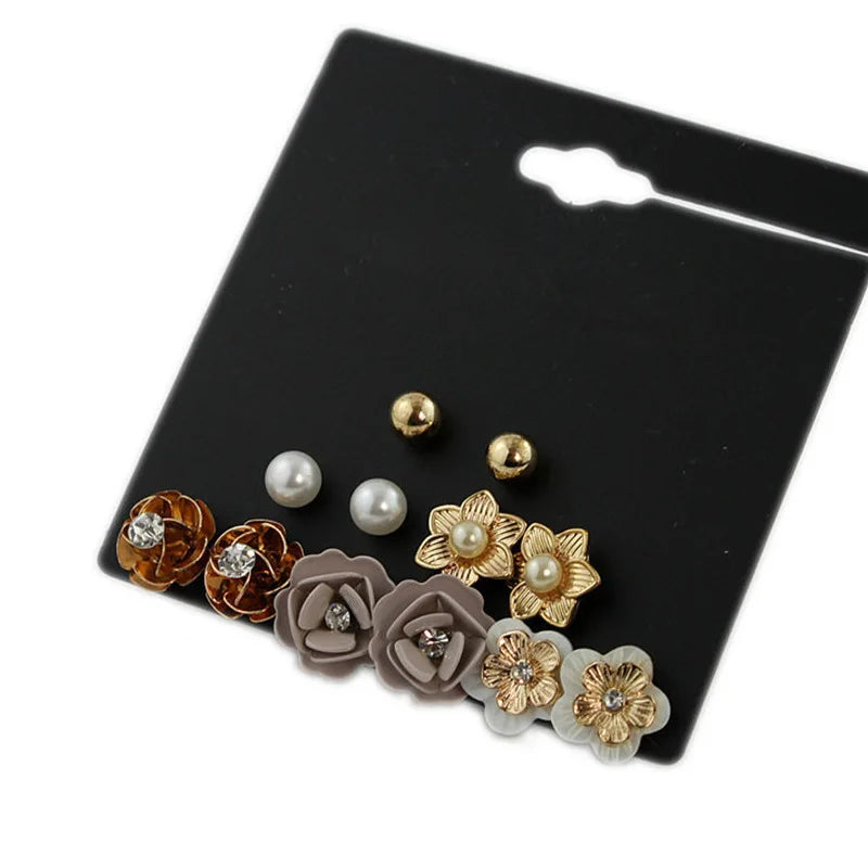 Popular New Designed Personalized Fashion Pearl Diamond Alloy Flower Alloy Earrings Set