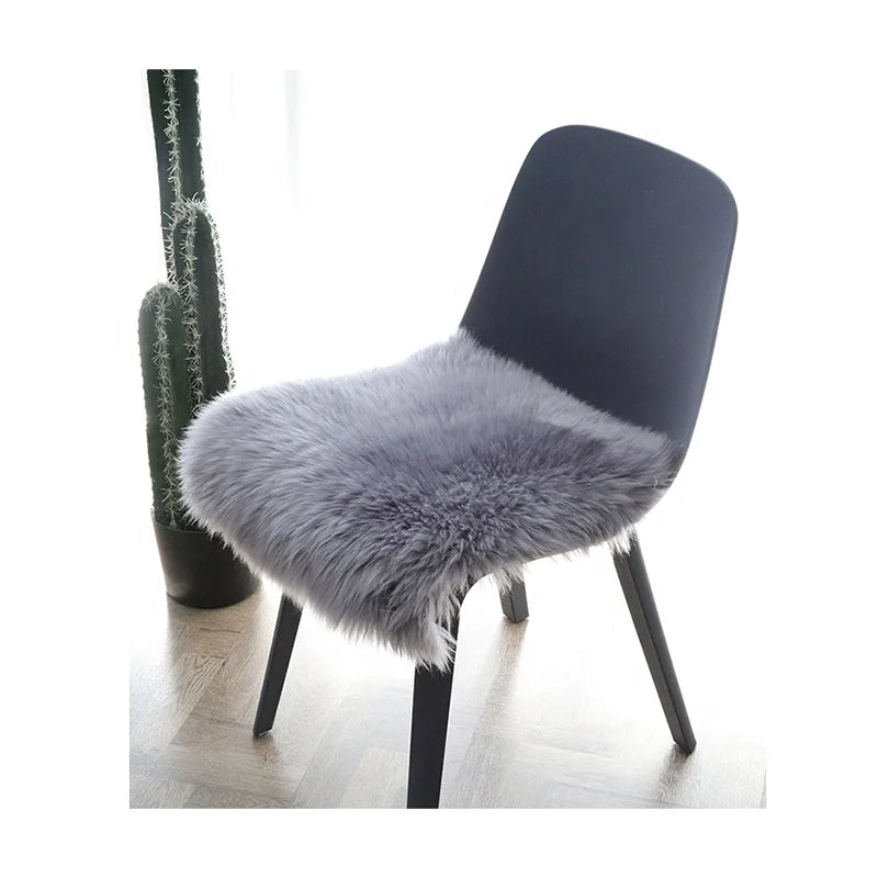Wholesale Price Sheepskin Fur Cushion Durable Comfortable Eco-Friendly Thick Polypropylene Backed Long Wool Mat Soft Modern Real