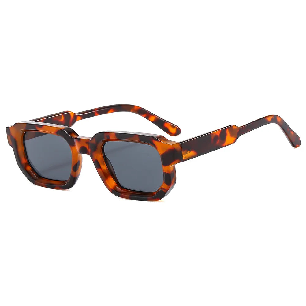 XY688 Retro Square Thick Polycarbonate Frame Eyewear Custom LOGO Fashion UV400 Sunglasses