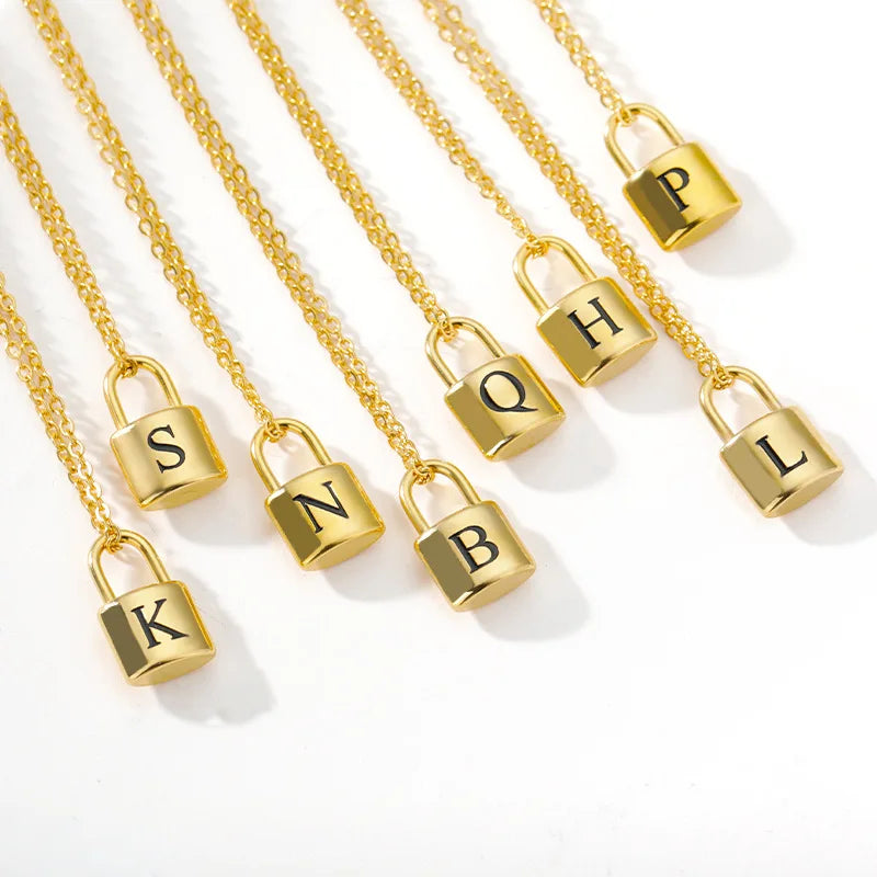 Fashion Jewelry 18k Gold Steel Necklace Old English 26 Letter Lock Pendant Alphabet Necklace