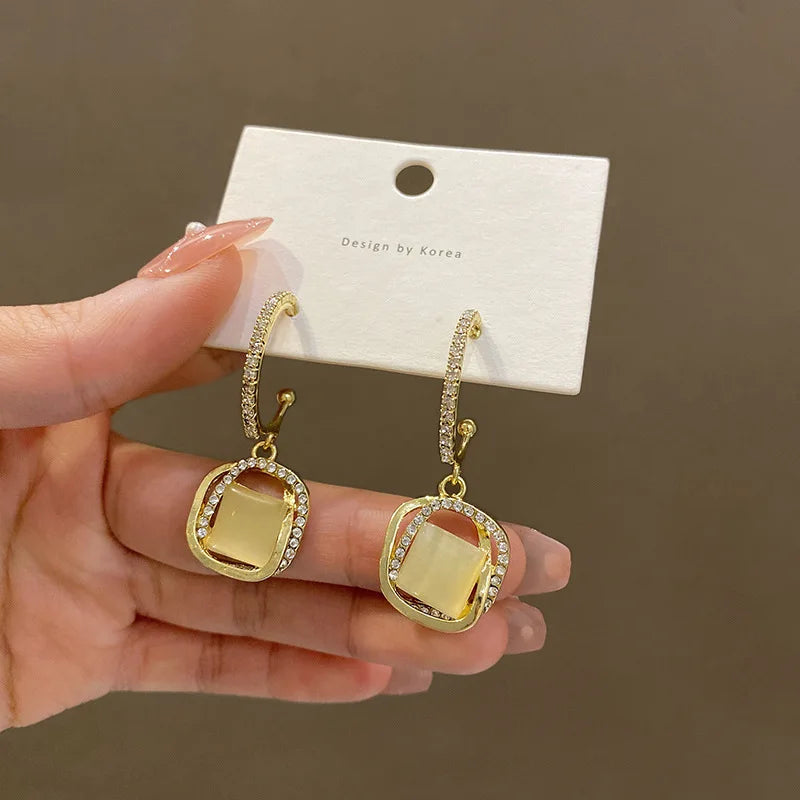Korean Vintage Geometric Opal Earrings C-shaped Stud Earrings Full Of Diamonds Exaggerate Personality Stud Earring for Women