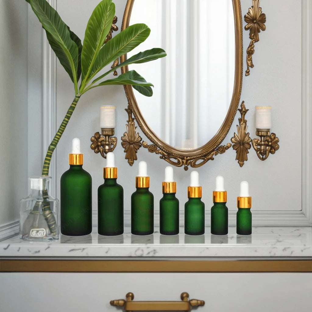 Fuyun Luxury Empty Green Matte Glass Essential Oil Bottle European Frosted Cosmetic Gold Metal Round Serum Glass Dropper Bottle
