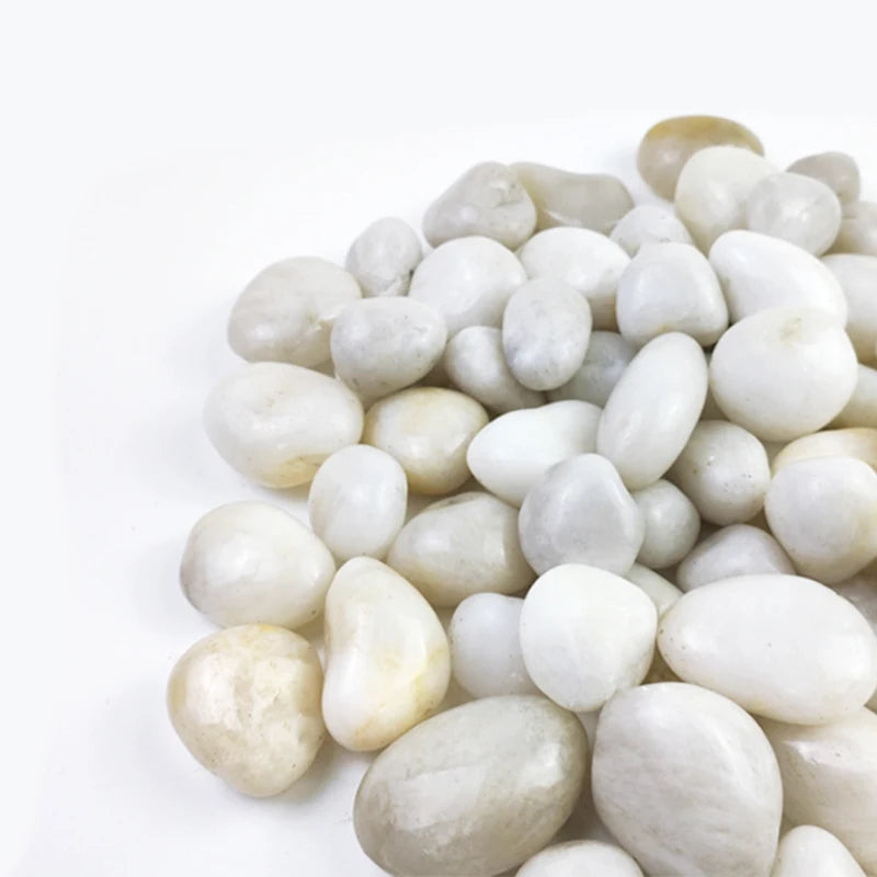 Top Quality Natural Snow White Pebbles Tumbled Stone Pebble for Garden Landscape Decoration Outdoor Gravel Pebble Stone