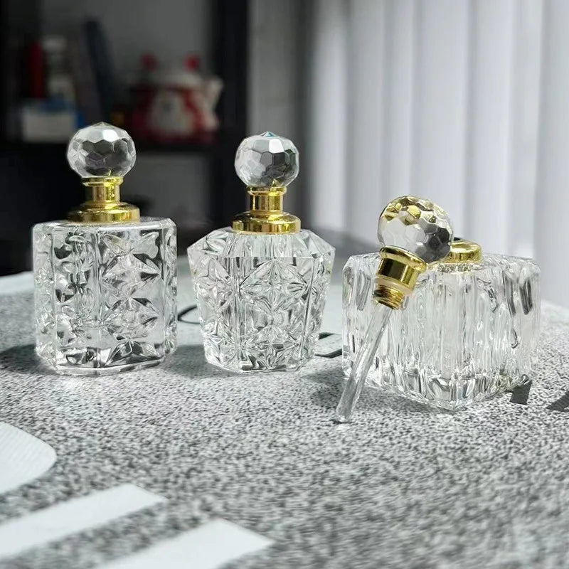 Small Portable Crystal Glass Bottle with Dropstick Essential Oil Bottle Cosmetic Crystal Bottle