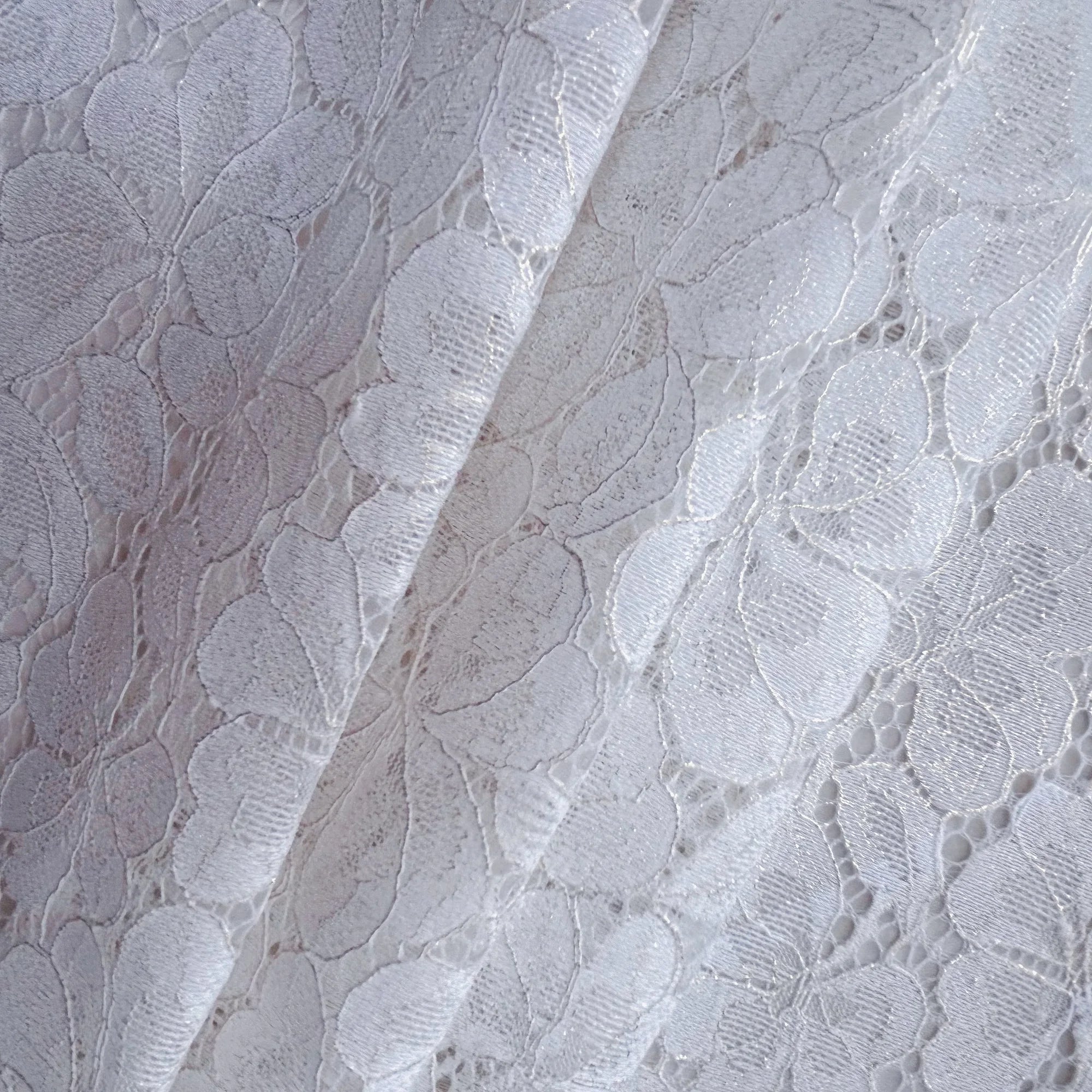 Free Sample Low MOQ 100% Polyester Customized Knitted Mesh Fabric Lace for Wedding Gown Jacquard Embroidered Style Dot Nonwoven