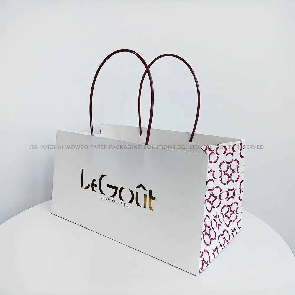 Best-selling Heavy Duty Reusable White Cardboard Handle Bags Sturdy and Foldable for Retail Gift Shops and Cafes
