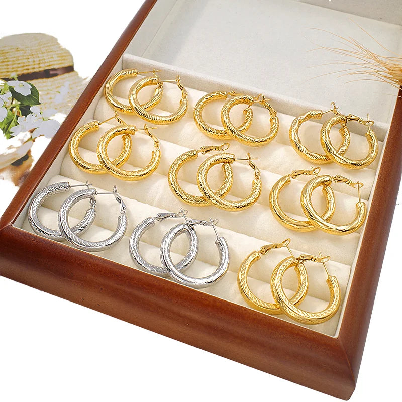 Italian Classic Stainless Steel Women's Jewelry Wholesale 18K Gold Plated Waterproof Textured Hollow Hoop Earrings Jewellery