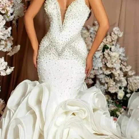 S1270Q 2022 New Hot Style Tube Top V-neck Sexy Beads Handmade Flowers Fishtail Tail Custom Wedding Dress