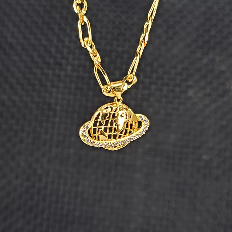 NZ1297 Fashion Gold Plated Diamond Micro Pave CZ Saturn Planet Pendant with Figaro Chain Necklace