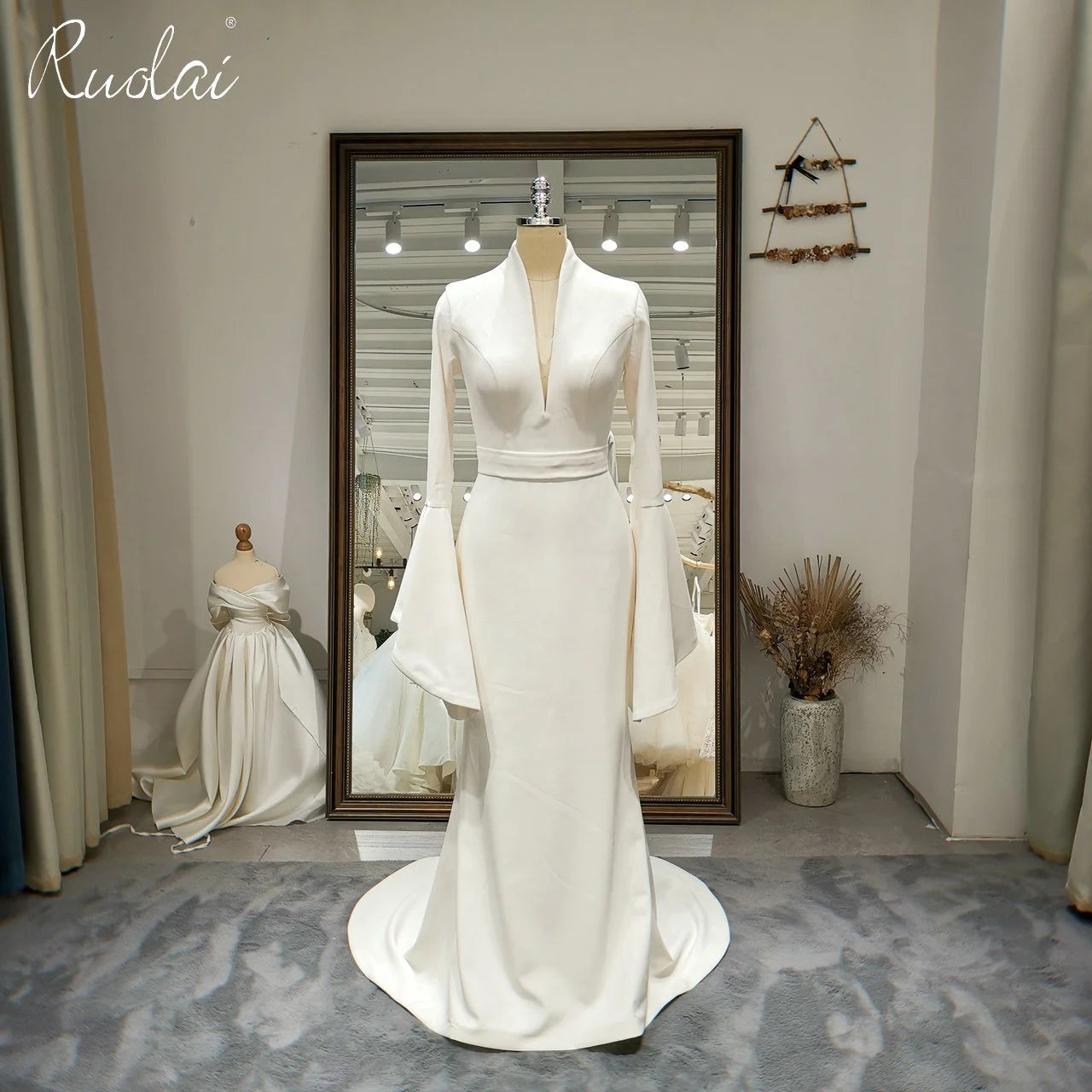 Ruolai QD06005 Bohemian Elegant Deep V Neck Bell Sleeve Crepe Mermaid Wedding Bride Dress