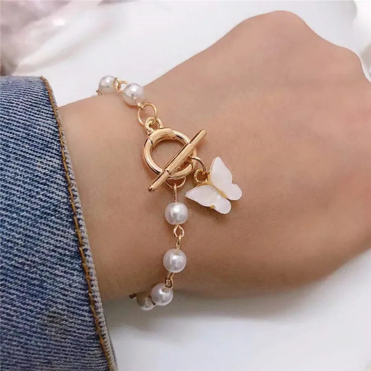 2021 Best Selling Gold Plated Trendy Beaded Link Chain Imitation Pearl Bracelet with Butterfly Charms for Women