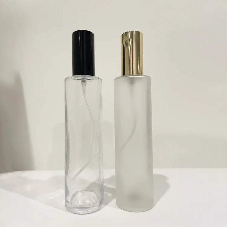 Factory Supply Customized Giftbox Room Spray Glass Bottle 100ml Frosted Glass Perfume Spray Bottles