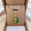 Trendy Round Natural Green Jade Pendant Necklace Women 18k Gold Plated Stainless Steel Flower Necklace for Gifts