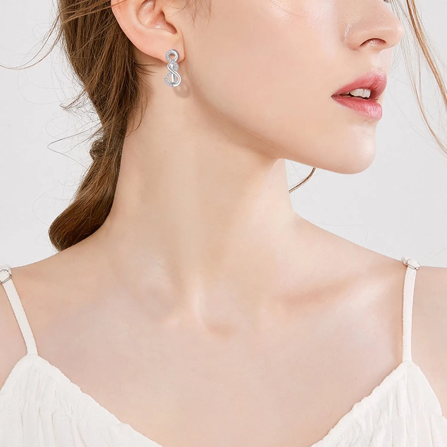 High Quality Personalized Fashion 925 Sliver Hoop Earrings Arrow Zircon Earrings Clip Popular Earrings for Women