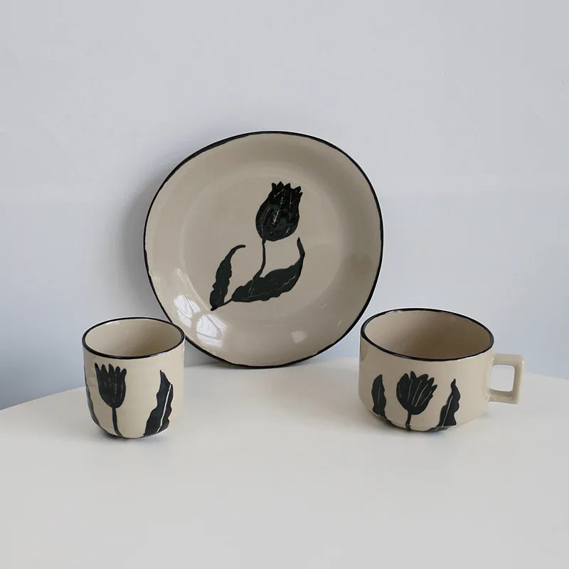 Solhui Medieval Hand-painted Tulip Ceramic Home Plates Mugs & Cups