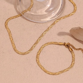 Dreamshow Water Wave Snake Chain Necklace 18K Gold Plated Choker Waterproof Stainless Steel Jewelry
