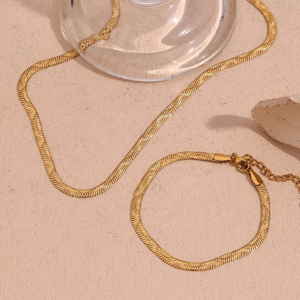 Dreamshow Water Wave Snake Chain Necklace 18K Gold Plated Choker Waterproof Stainless Steel Jewelry