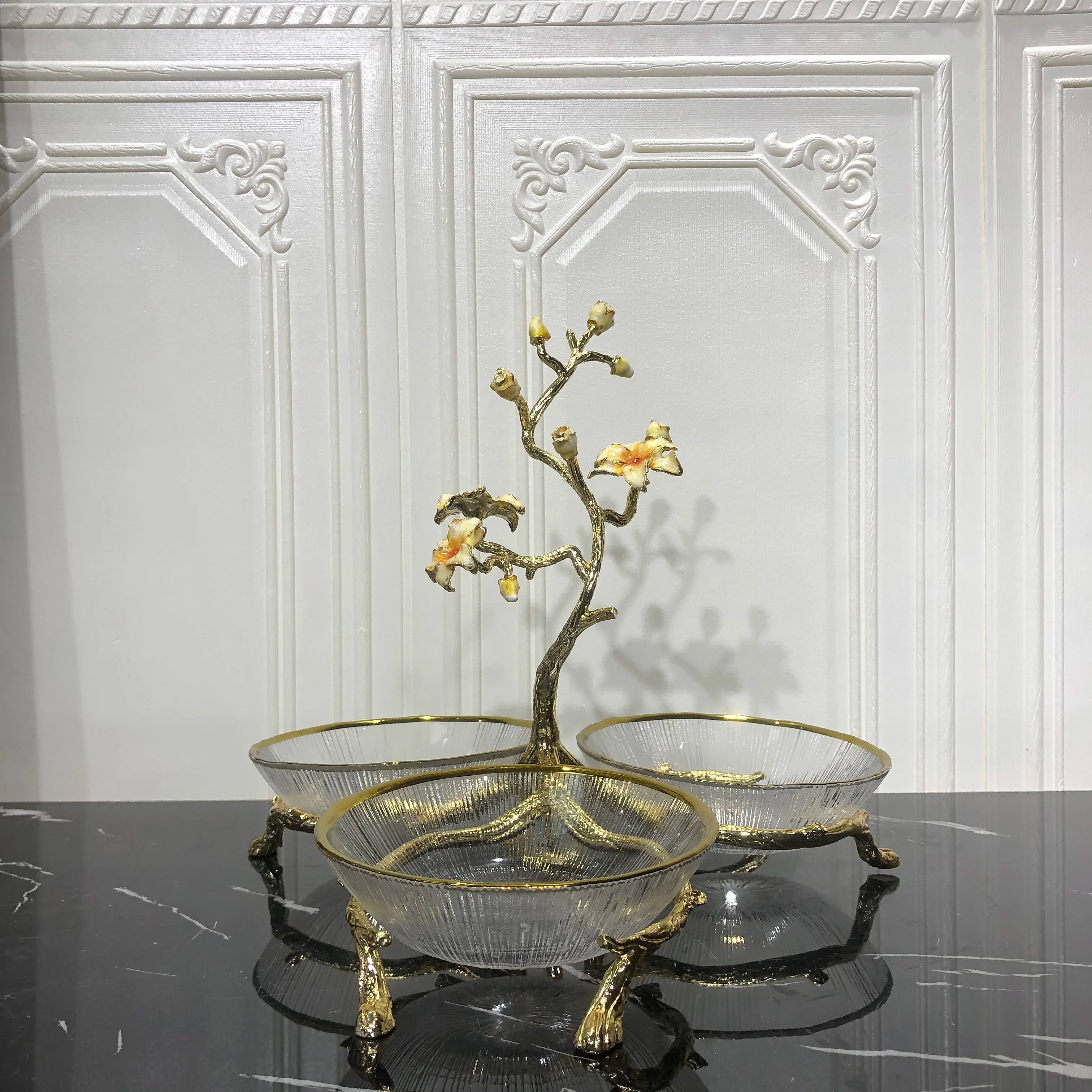 High Quality Enamel Color Zinc Alloy Fruit Plate Dining Tea Table Luxury Ornament Snack Plate