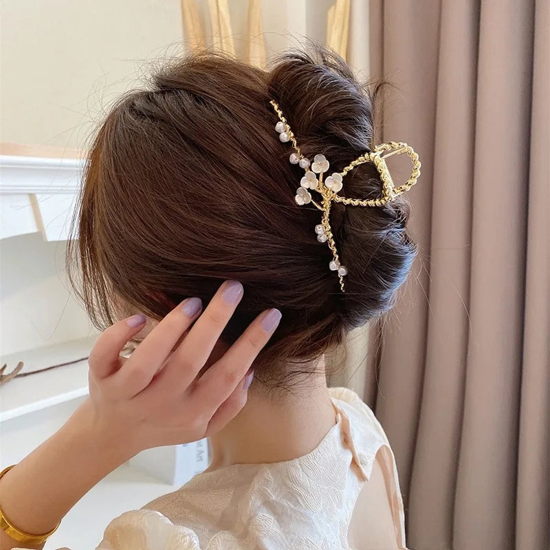 VKME Fashion Gold Color Flower Big Hair Clip for Women Jewelry